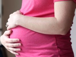 Identical twins in paternity mystery: Court rules it’s ‘Not Possible’ to name father of baby