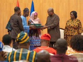 Prez Mahama presents comprehensive support package to families of 2025 helicopter crash victims